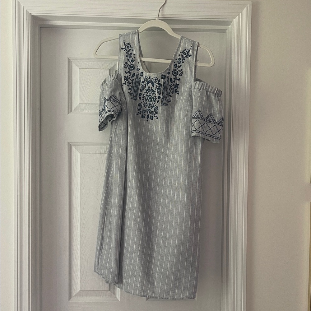 Stylish  Embroidered cold shoulder Dress